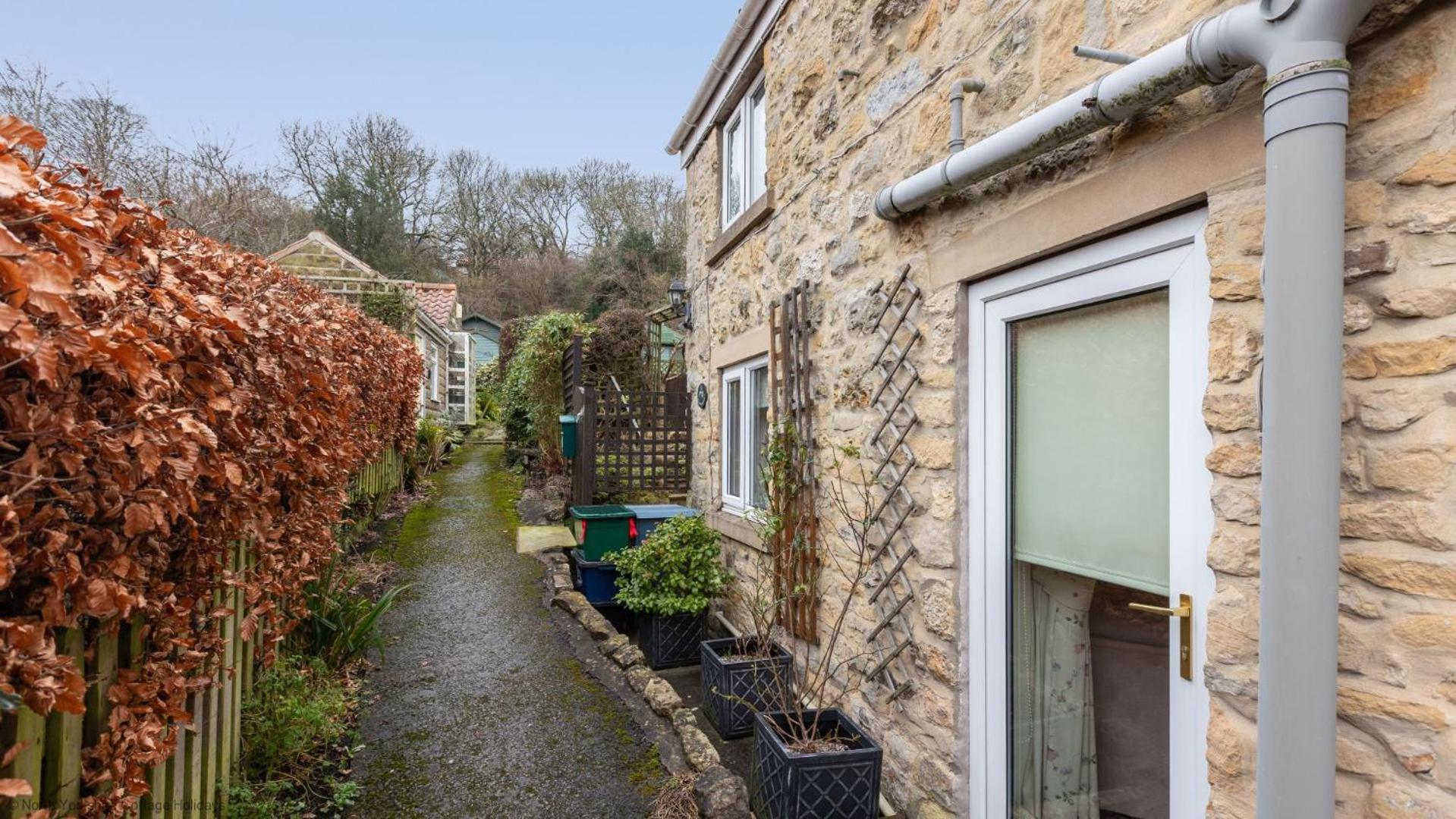 Casa de férias Picturesque Stone In The Heart Of North Yorkshire Village - Hideaway